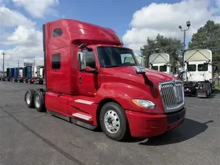 2021 INTERNATIONAL LT
