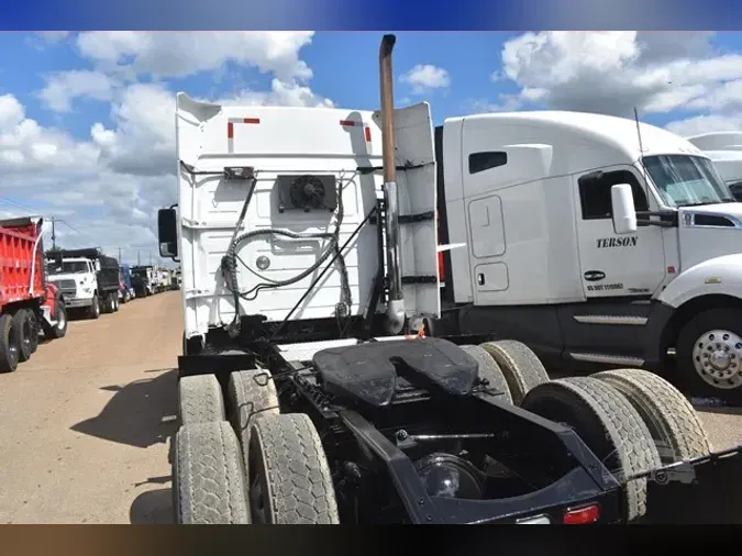 2013 VOLVO VNL64T630