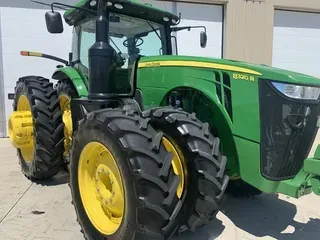 2016 John Deere 8320R