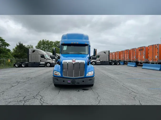 2021 Peterbilt 579