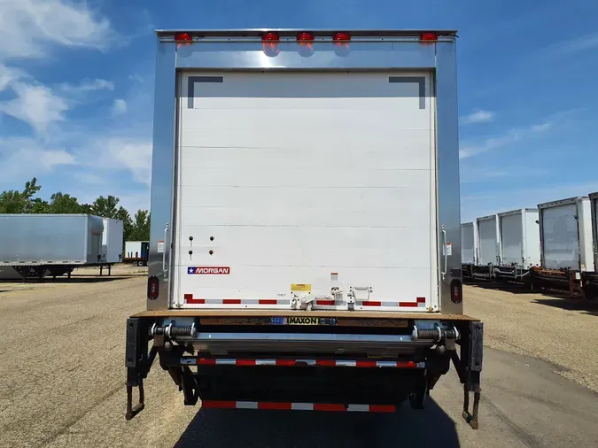 2018 FREIGHTLINER/MERCEDES M2 106