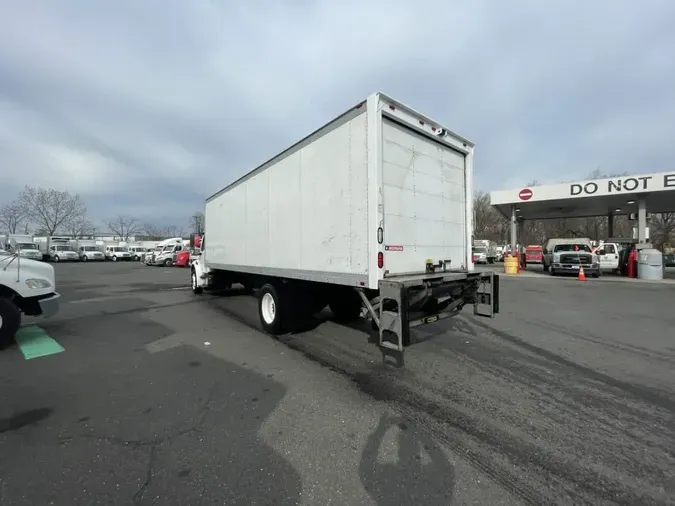 2016 FREIGHTLINER/MERCEDES M2 106