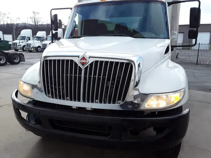 2017 NAVISTAR INTERNATIONAL 4300