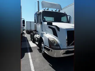 2016 Volvo VNL64TRACTOR