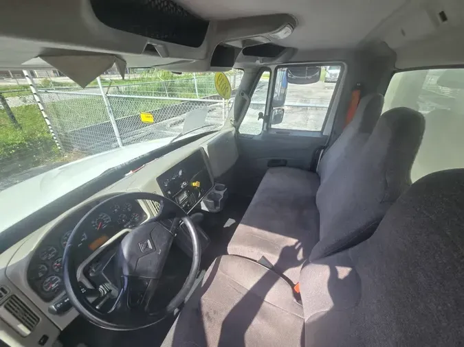 2019 NAVISTAR INTERNATIONAL 4300