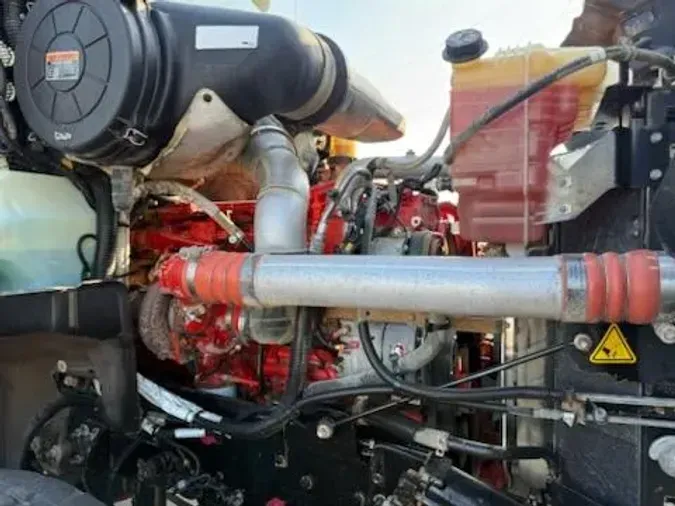 2019 International HX620