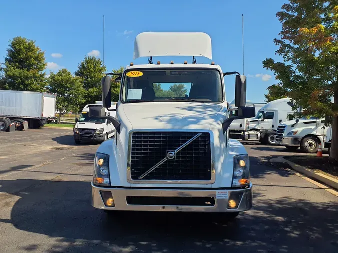 2018 VOLVO VNL64TRACTOR