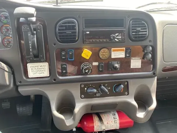 2020 Freightliner Business Class M2 106