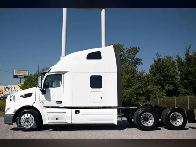 2022 PETERBILT 579