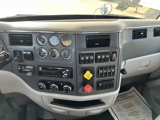 2020 Peterbilt 567