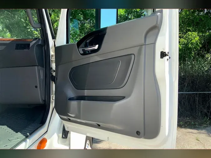 2021 INT LT625 6x4