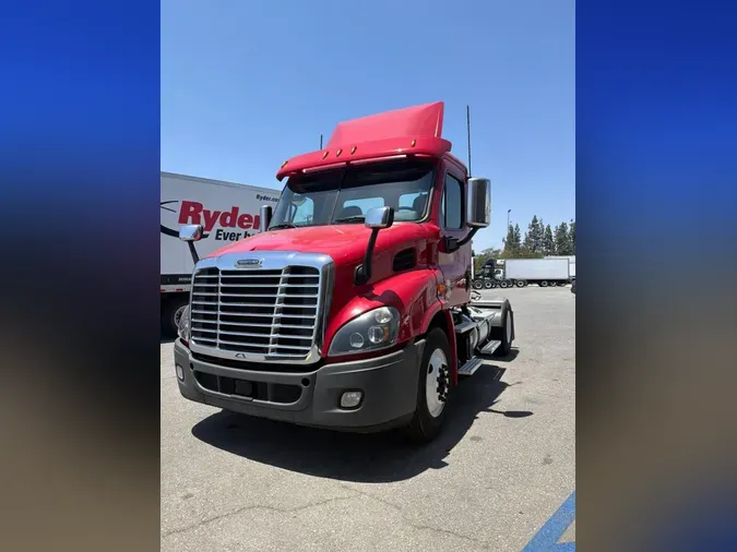 2019 FREIGHTLINER/MERCEDES CASCADIA 11349e3c730c8a6c134a421ee4ba100cd54
