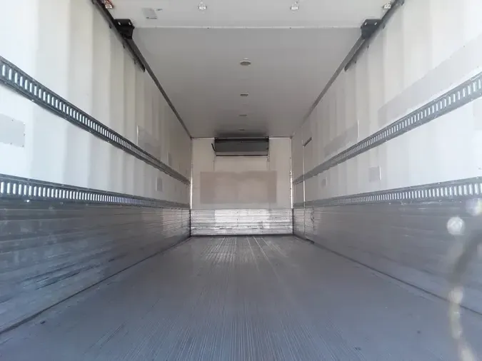 2020 FREIGHTLINER/MERCEDES M2 106