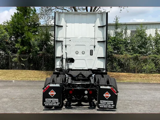 2022 INT LT625 6x4