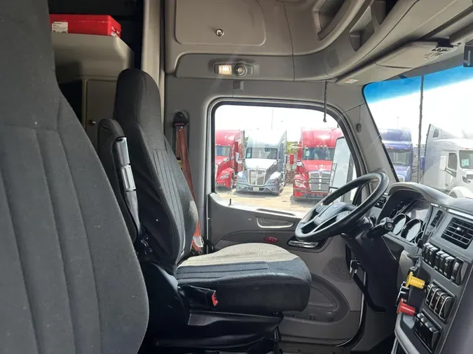 2020 Peterbilt 579