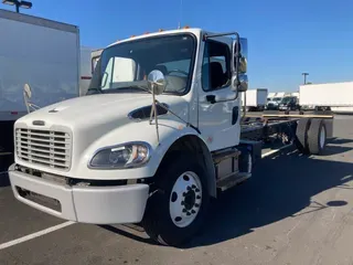 2020 FREIGHTLINER/MERCEDES M2 106