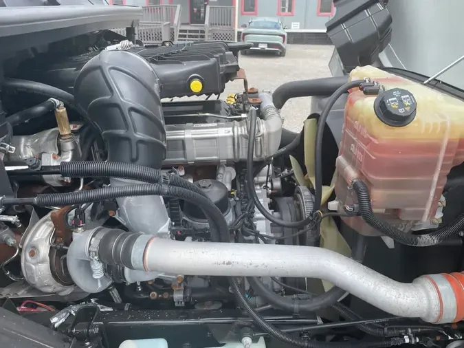 2019 NAVISTAR INTERNATIONAL LT625 DAYCAB T/A