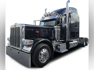 2023 Peterbilt 389
