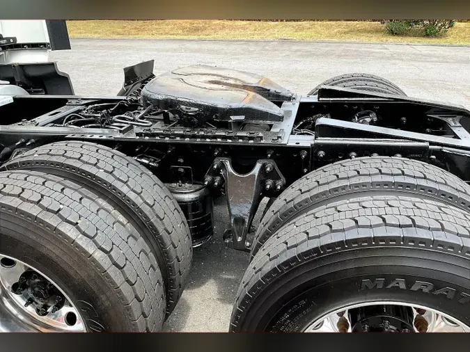 2022 INT LT625 6x4