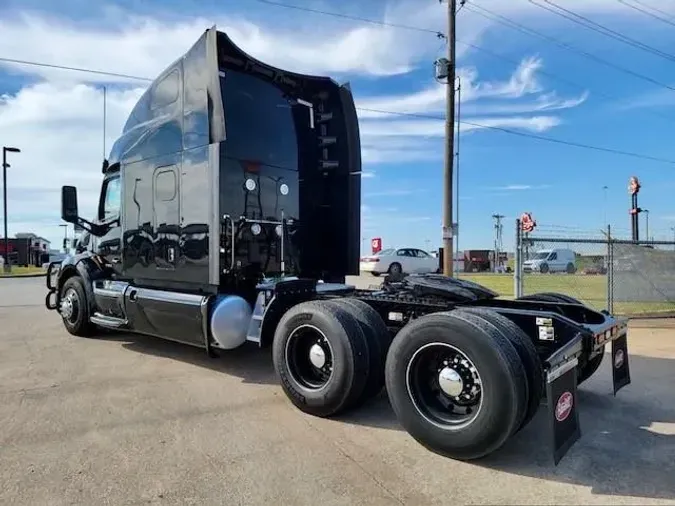 2022 Peterbilt 579