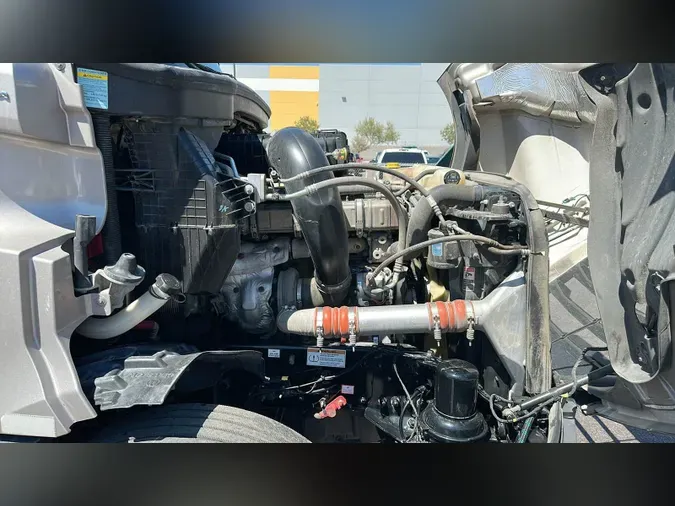 2021 Freightliner Cascadia 126