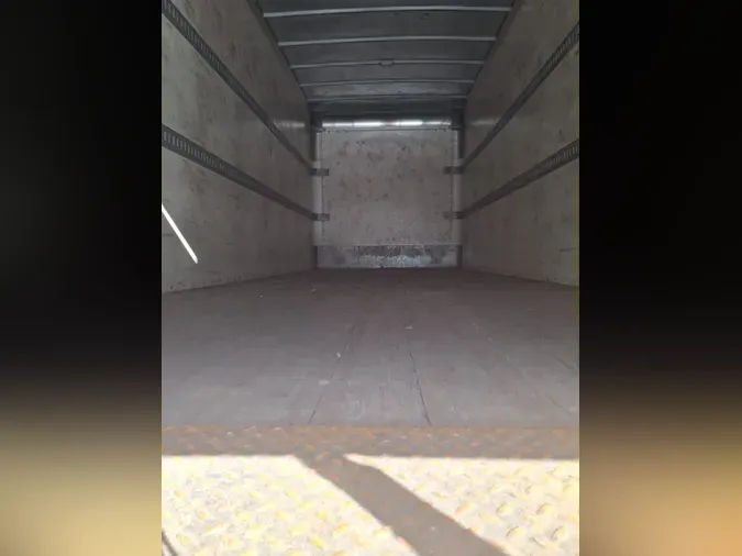 2020 FREIGHTLINER/MERCEDES M2 106