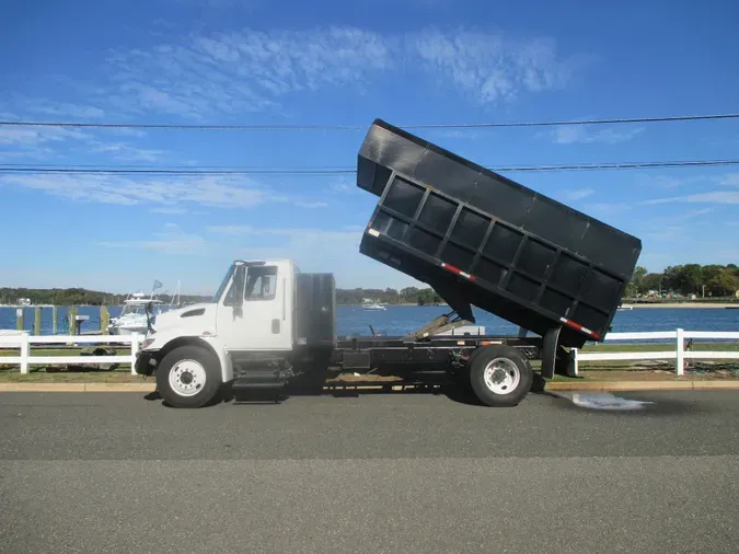 2012 INTERNATIONAL 4300