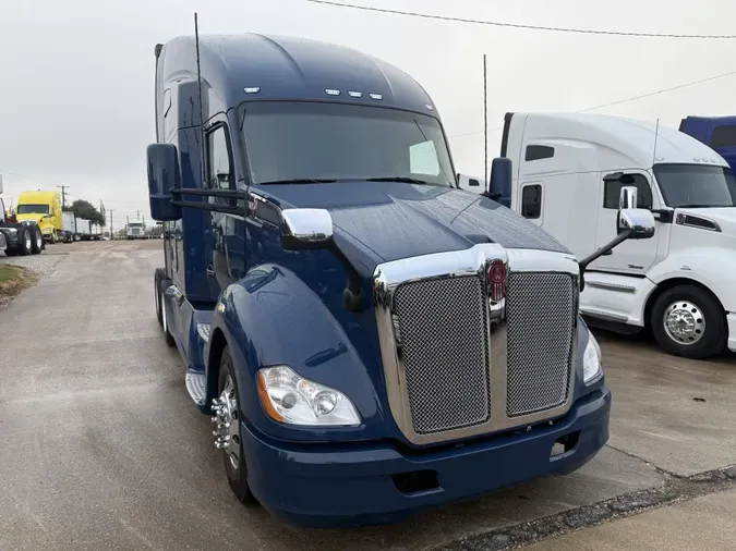 2022 Kenworth T680