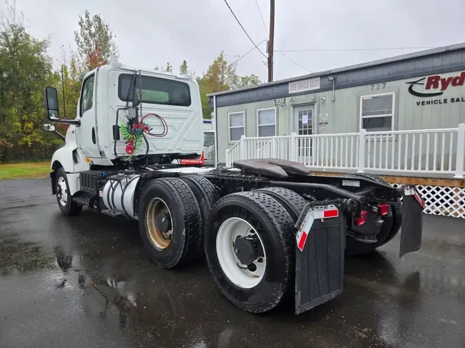 2019 NAVISTAR INTERNATIONAL LT625 DAYCAB T/A