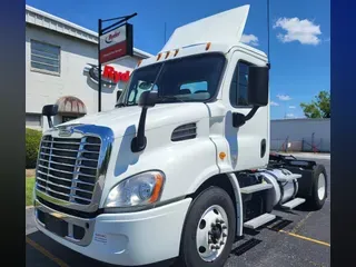 2016 FREIGHTLINER/MERCEDES CASCADIA 113