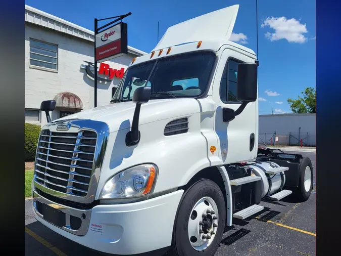 2016 FREIGHTLINER/MERCEDES CASCADIA 1134a0317367cfad7004a9668a78970bcba