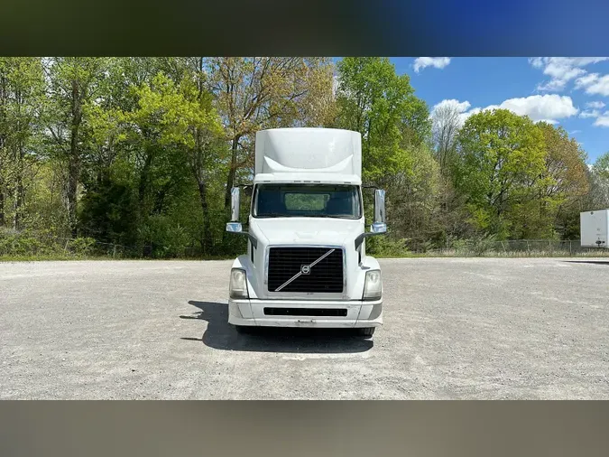 2016 Volvo VNL300