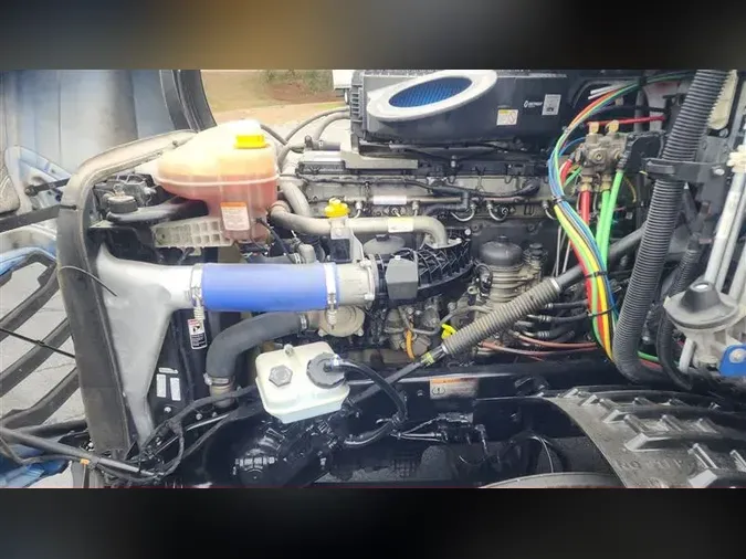 2020 FREIGHTLINER CA126