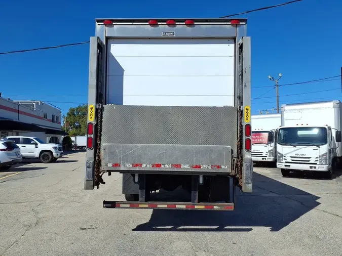 2019 FREIGHTLINER/MERCEDES M2 106