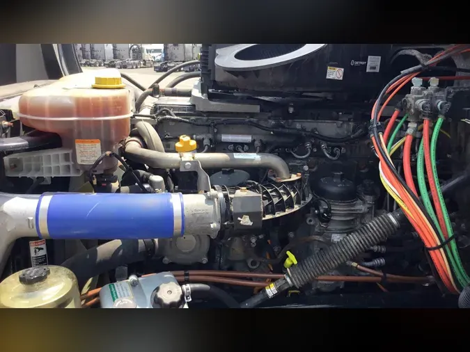 2021 Freightliner Cascadia 126