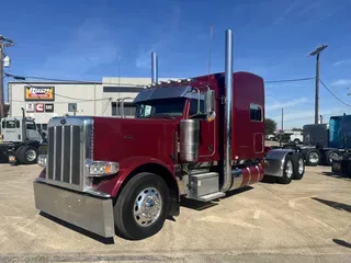 2022 Peterbilt 389