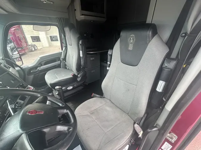 2022 Kenworth T680