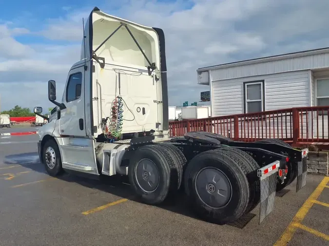 2019 FREIGHTLINER NEW CASCADIA PX12664