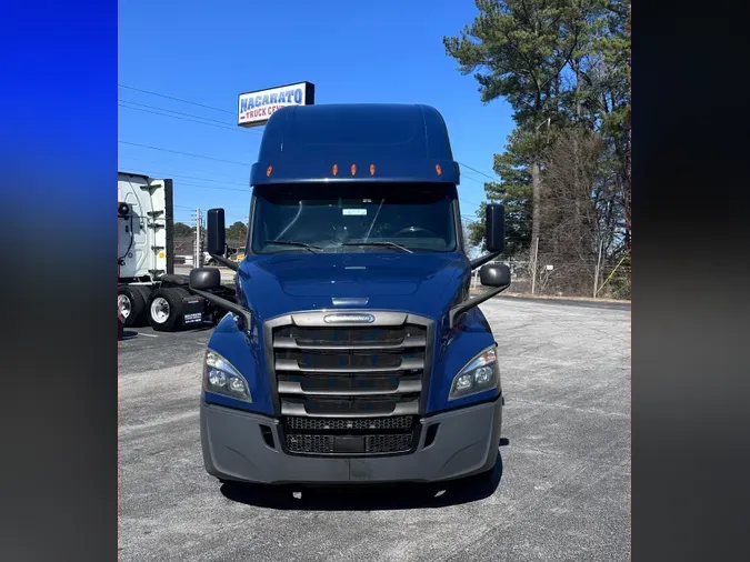 2019 FREIGHTLINER CASCADIA 126