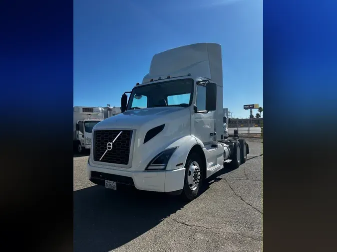2018 VOLVO VNL64T-3004a1f055a004eb1fa805bc2674878d1db