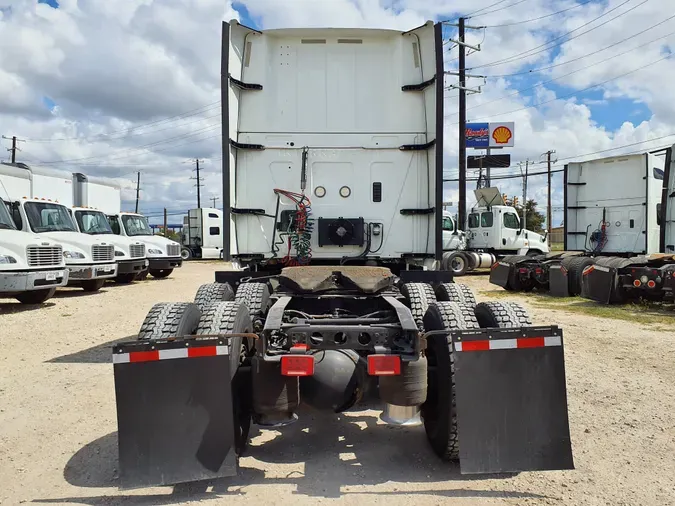 2019 NAVISTAR INTERNATIONAL LT625 SLPR CAB