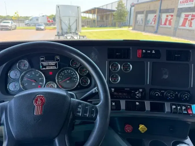 2021 KENWORTH T680