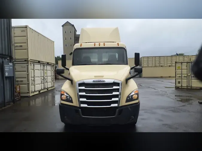 2020 FREIGHTLINER/MERCEDES NEW CASCADIA PX126644a27ae6e971b9ab76869e77f8c400afc
