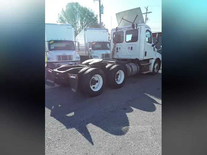 2019 FREIGHTLINER/MERCEDES PT126064ST