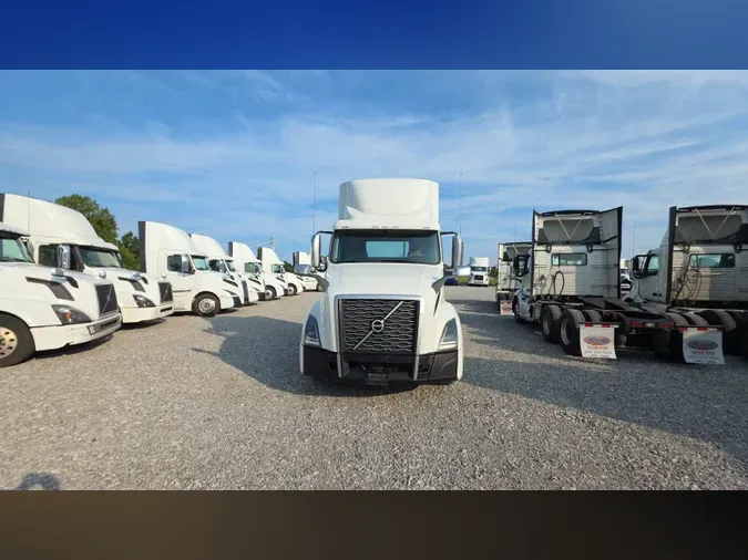 2019 Volvo VNL300