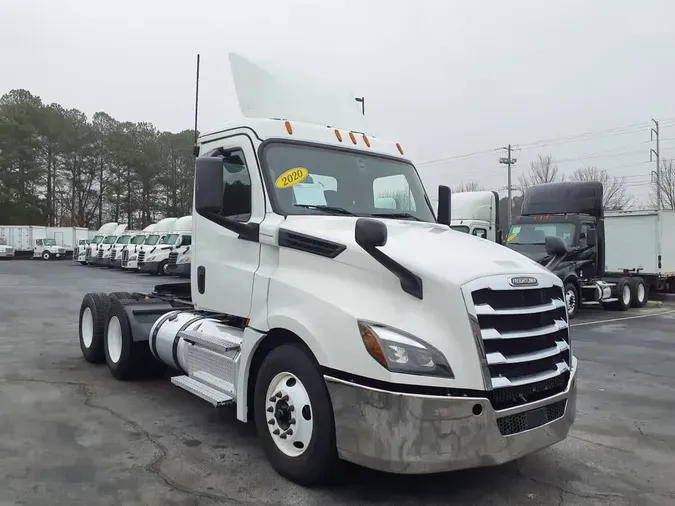 2020 FREIGHTLINER/MERCEDES NEW CASCADIA PX126644a2f8d2a74ef784045514f78e93f2145