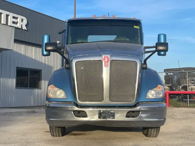 2015 KENWORTH T680