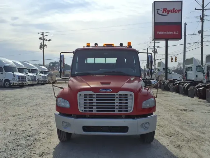 2019 FREIGHTLINER/MERCEDES M2 106