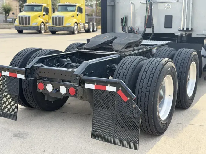 2023 Kenworth T680
