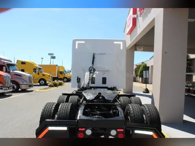 2023 Peterbilt 579